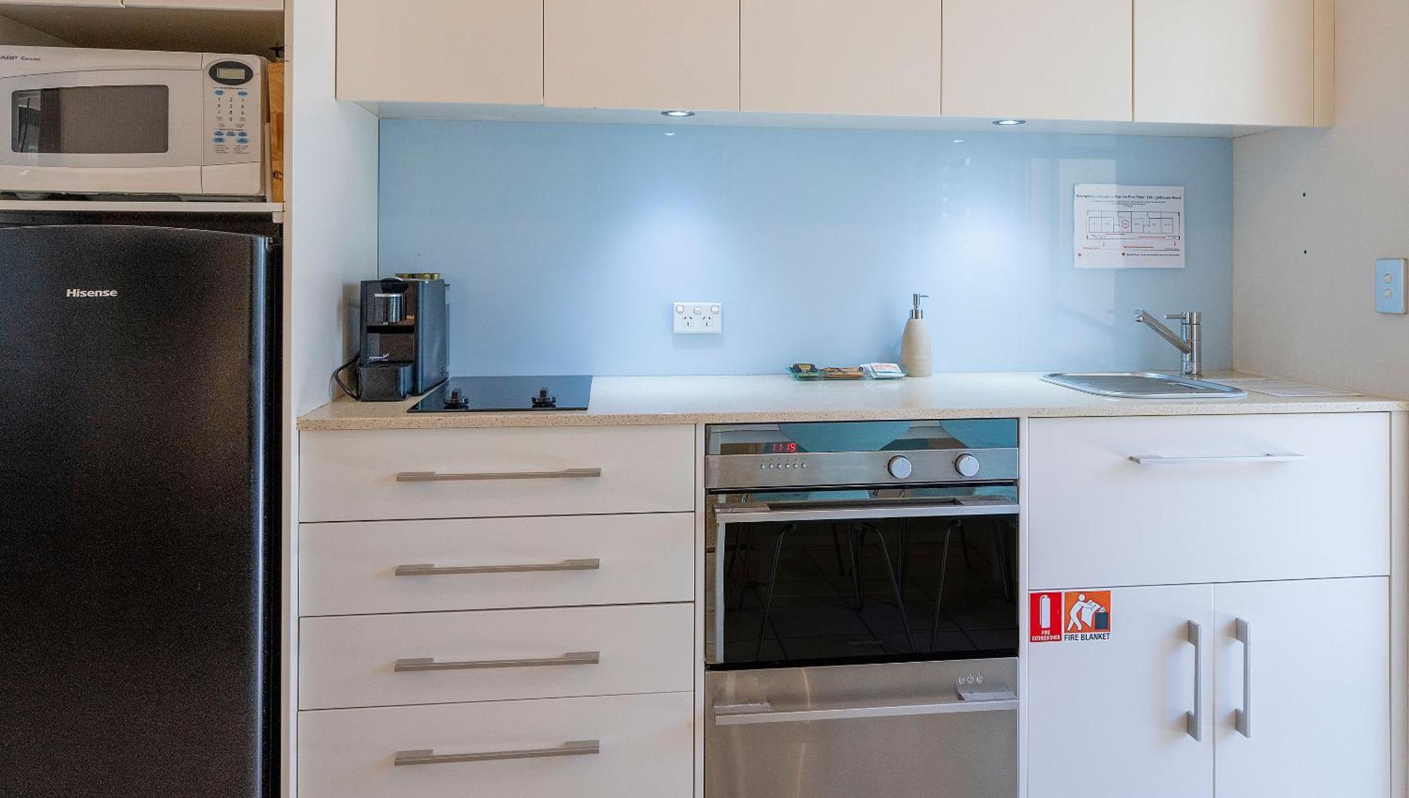 Julians Apartments Byron Bay Zimmer foto
