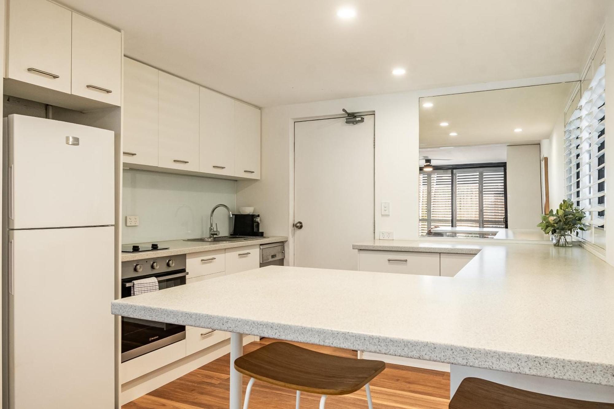 Julians Apartments Byron Bay Exterior foto