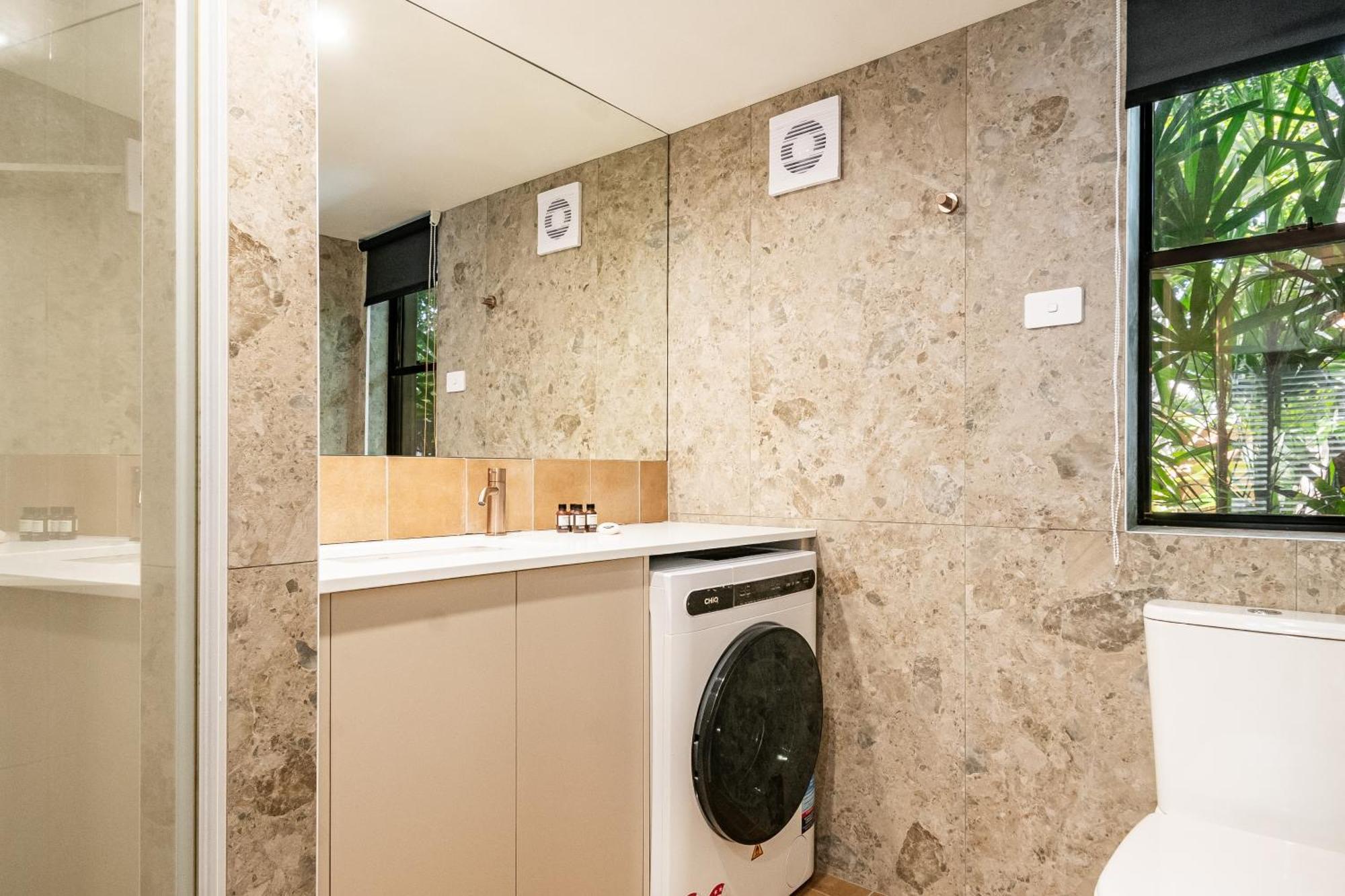 Julians Apartments Byron Bay Exterior foto